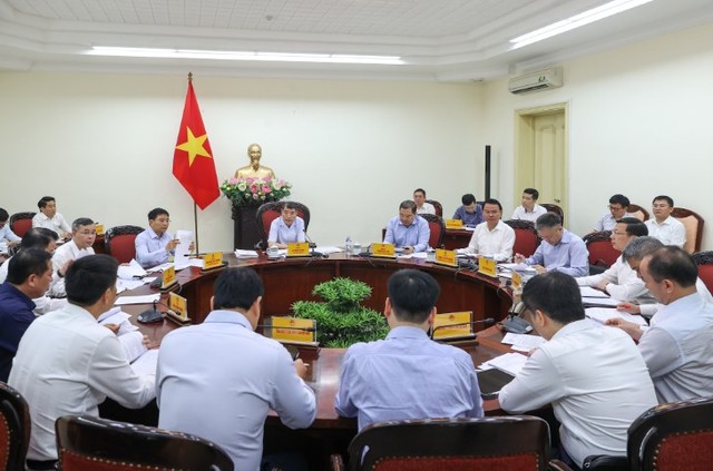 Thủ tướng yêu cầu các chủ thể tham gia dự án thực hiện nghiêm, đầy đủ các Nghị quyết, Kết luận, chỉ đạo của Bộ Kl991.com tải ứng dụng, Ban Bí thư, Tổng Bí thư, Chủ tịch nước Tô Lâm, của Quốc hội, Kl993 ưu đãi thưởng hấp dẫn, Thủ tướng Kl993 ưu đãi thưởng hấp dẫn có liên quan đến dự án - Ảnh: VGP.