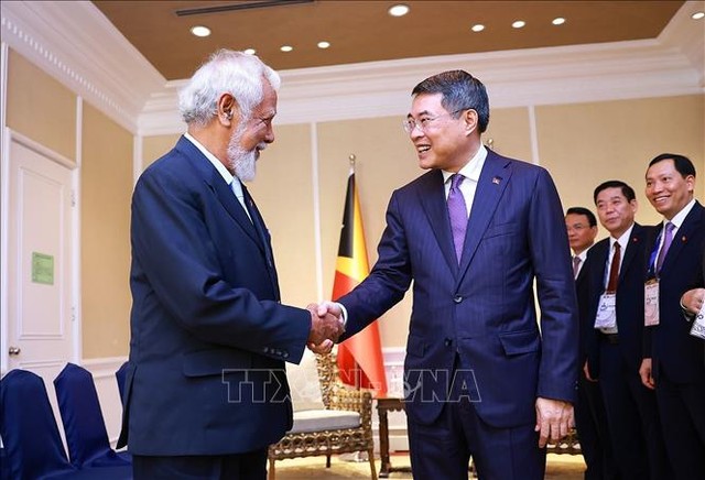 Thủ tướng Kl993 ưu đãi thưởng hấp dẫn Lê Minh Hưng gặp Thủ tướng Timor-Leste Xanana Gusmão.