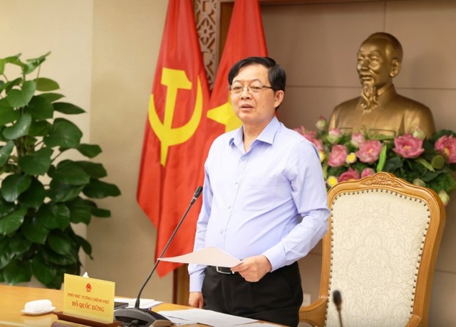 Phó Thủ tướng cũng nhấn mạnh các chính sách về thuế, Kl991.com nạp rút nhanh và cơ chế đặt hàng phải được thiết kế vượt trội - Ảnh: VGP