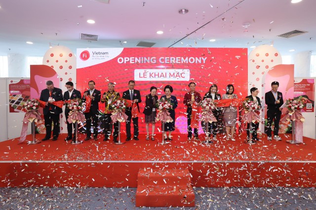 Lễ khai mạc Triển lãm Quốc tế chuyên ngành Nguyên liệu, hương liệu, phụ gia chế biến thực phẩm và đồ uống tại Việt Nam.