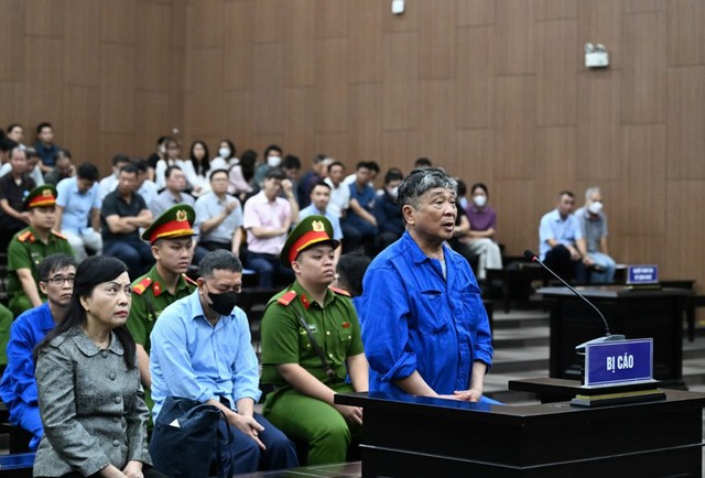 Cấp dưới Nguyễn Chiến Thắng, cựu Giám đốc Ban Quản lý dự án y tế trọng điểm, bị đề nghị tuyên phạt tổng cộng 30 năm tù.