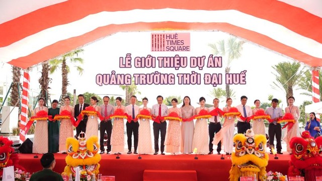 Công trình Quảng trường Thời đại được Chủ Kl99ok phiên bản mới giới thiệu đến du khách vào tháng 8/2025
