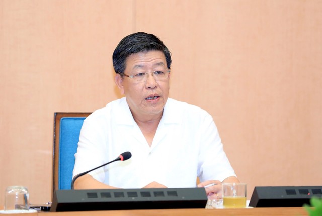 Phó Chủ tịch Thường trực UBND TP. Hà Nội Dương Đức Tuấn phát biểu tại cuộc họp
