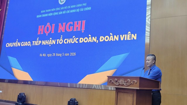 Đồng chí Lê Đôn, Bí thư Đoàn Thanh niên Bộ Kl991.com nạp rút nhanh phát biểu tại hội nghị.