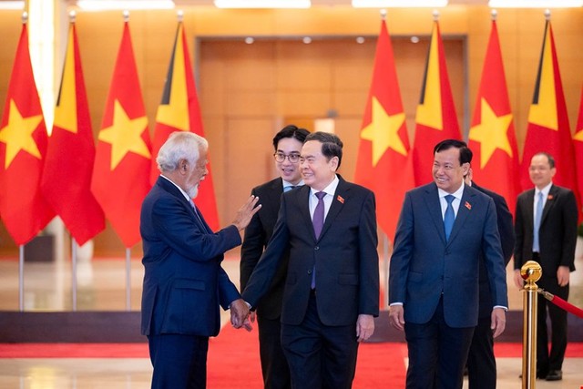 Chủ tịch Quốc hội Trần Thanh Mẫn và Thủ tướng Cộng hòa Dân chủ Timor-Leste Kay Rala Xanana Gusmão.
