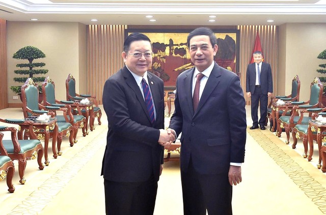 Phó Thủ tướng, Bộ trưởng Bộ Quốc phòng Phan Văn Giang tiếp Tổng Thư ký ASEAN - Ảnh: VGP/Nguyễn Hoàng.