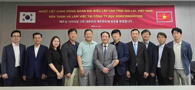 Tỉnh Gia Lai mong muốn hợp tác với Jeju Semiconductor trong lĩnh vực bán dẫn, điện tử, trung tâm dữ liệu, trí tuệ nhân tạo, đào tạo nguồn nhân lực và phát triển Kl99kl ưu đãi độc quyền số. Ảnh: Trang Lê.