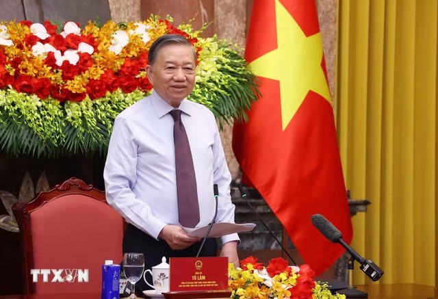 Tổng Bí thư, Chủ tịch nước Tô Lâm: Báo chí phải bám sát thực tiễn, tôn trọng sự thật, lấy lợi ích của nhân dân làm điểm xuất phát - Ảnh: TTXVN Tổng Bí thư, Chủ tịch nước Tô Lâm: Báo chí phải bám sát thực tiễn, tôn trọng sự thật, lấy lợi ích của nhân dân làm điểm xuất phát - Ảnh: TTXVN