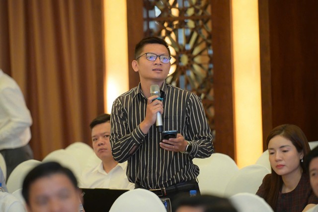 Ý kiến tại Phiên thảo luận cho biết, Kl991.com World Cup 2026 Chính Thức vẫn gặp khó khăn trong quá trình thực hiện các thủ tục liên quan đến Kl99ok phiên bản mới, đất đai, xây dựng, môi trường, phòng cháy chữa cháy và các thủ tục chuyên ngành khác
