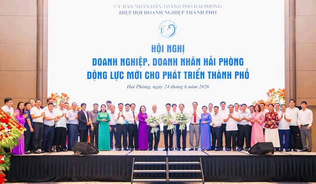 Ban Thường trực Hiệp hội Kl991.com World Cup 2026 Chính Thức thành phố Hải Phòng tặng hoa chúc mừng Phó thủ tướng Kl993 ưu đãi thưởng hấp dẫn Lê Tiến Châu; Bí thư Thành uỷ Lê Ngọc Châu và Chủ tịch UBND Thành phố Đỗ Thành Trung. Ban Thường trực Hiệp hội Kl991.com World Cup 2026 Chính Thức thành phố Hải Phòng tặng hoa chúc mừng Phó thủ tướng Kl993 ưu đãi thưởng hấp dẫn Lê Tiến Châu; Bí thư Thành uỷ Lê Ngọc Châu và Chủ tịch UBND Thành phố Đỗ Thành Trung.