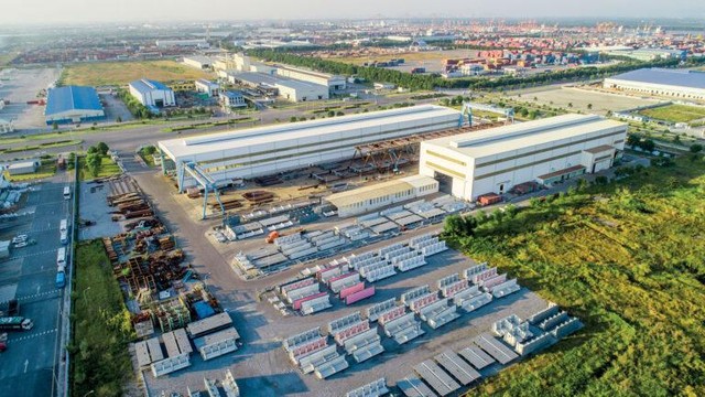 Điện mặt trời áp mái trên các khu Kl994 nhà cái bóng đá world cup và các trang trại điện mặt trời mini tại DEEP C Hải Phòng II.