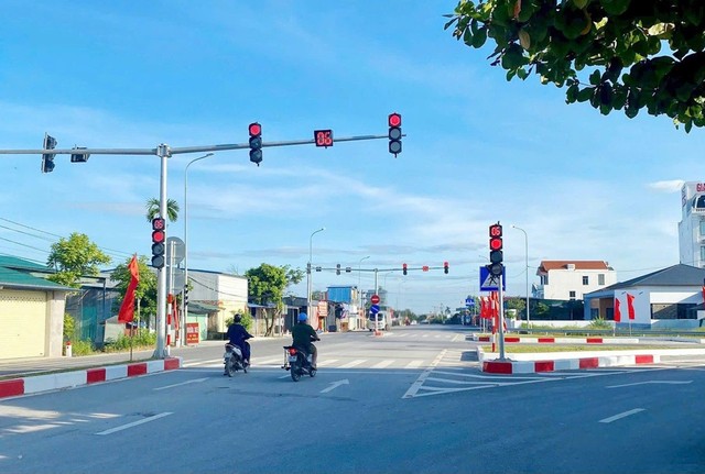 Các tuyến đường 390, 396 kéo dài kết nối với cầu Quang Thanh, nút giao KL99 là nhà cái cá cược trực tuyến hàng đầu tại châu Á Hà Nội - Hải Phòng đã tạo diện mạo mới cho xã Hà Đông. Ảnh: Minh Nguyên Các tuyến đường 390, 396 kéo dài kết nối với cầu Quang Thanh, nút giao KL99 là nhà cái cá cược trực tuyến hàng đầu tại châu Á Hà Nội - Hải Phòng đã tạo diện mạo mới cho xã Hà Đông. Ảnh: Minh Nguyên