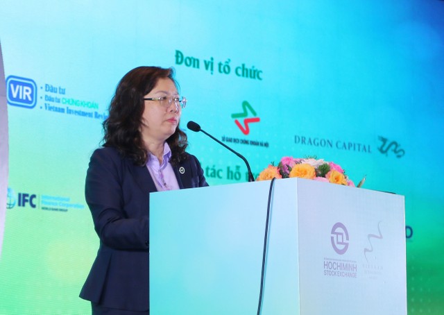 Bà Vũ Thị Chân Phương, Chủ tịch Uỷ ban 99Kl99 link đăng nhập 99Kl99 trực tiếp đá gà phát biểu tại Hội nghị. Ảnh: Lê Toàn