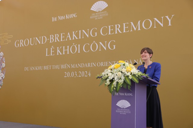 Bà Emily Hamblin - Tổng lãnh sự Vương quốc Anh tại thành phố TP.HCM phát biểu tại buổi lễ.