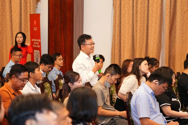 Trang Chủ KL99Com Số 1 Link Đăng Ký KL999 SSI đặt câu hỏi tại Đại hội