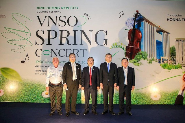 Đại biểu tham dự Hòa nhạc