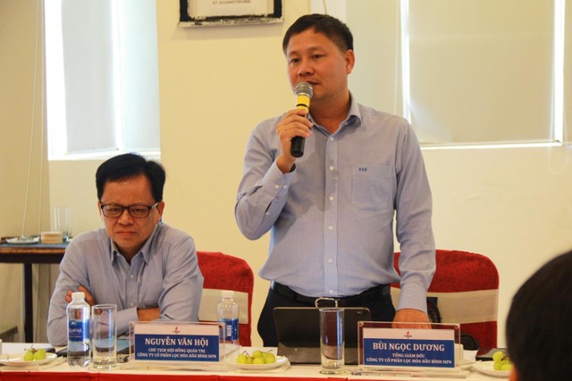Tổng giám đốc BSR Bùi Ngọc Dương báo cáo tại buổi làm việc