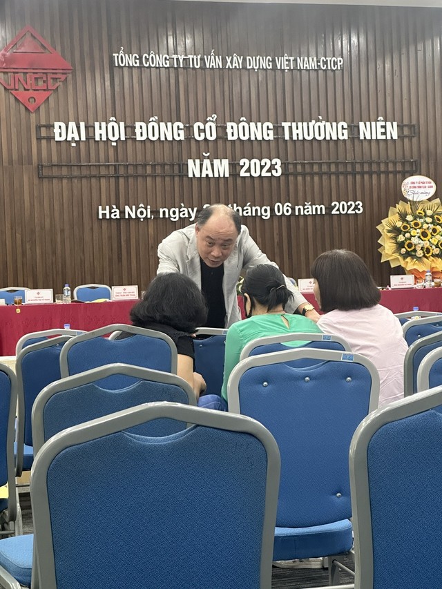 Ông Thân Hồng Linh trao đổi với một số Trang Chủ KL99Com Số 1 Link Đăng Ký KL999