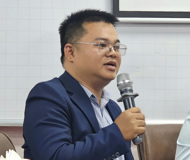 Ông Trần Quốc Hiền, Giám đốc Môi giới Kl992 VIP Trang Chủ 2026 Khách hàng cá nhân HSC.