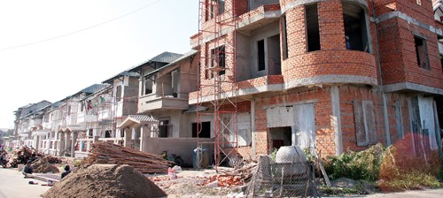 Nhà đất là địa hạt rộng nhất của tín dụng đen hiện nay