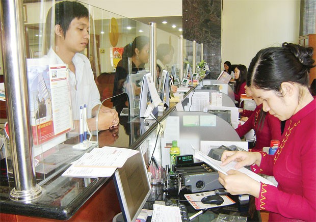 Một loạt nhà băng nhỏ không thể tăng được vốn ảnh 1