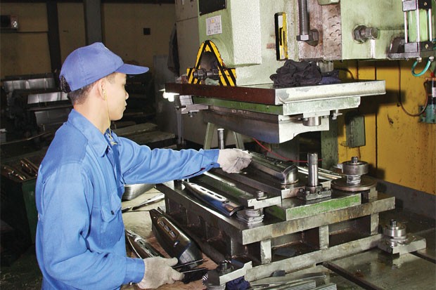 Bản lĩnh “vượt sóng” ảnh 1 Bản lĩnh “vượt sóng” ảnh 1
