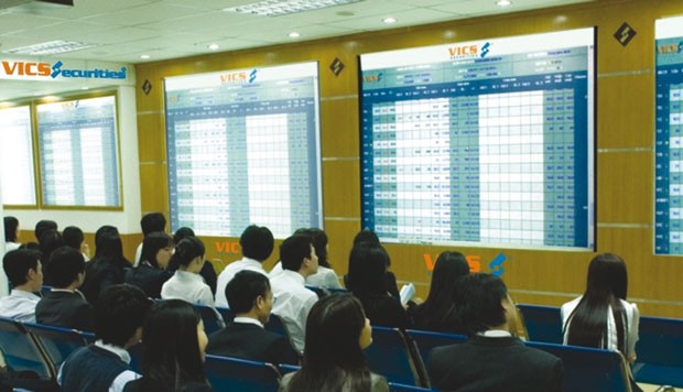 Đánh bạc với "KL99 là cổng game giải trí trực tuyến hàng đầu hiện nay trà đá" ảnh 1