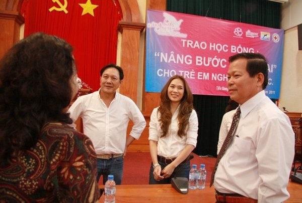 Cùng nhau trong một chuyến từ thiện
