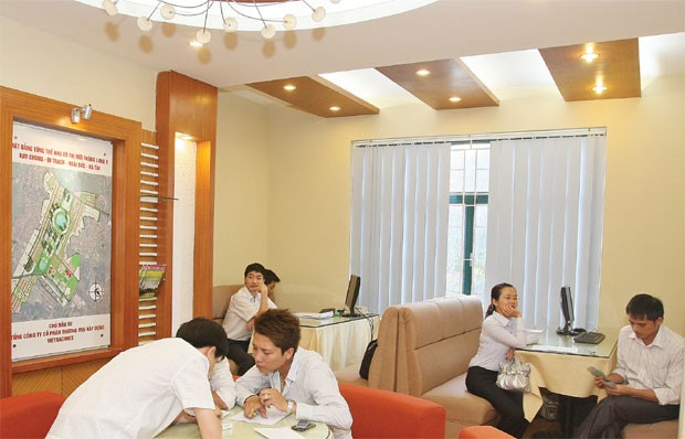 DN địa ốc không muốn “bị ép” giao dịch qua sàn ảnh 1