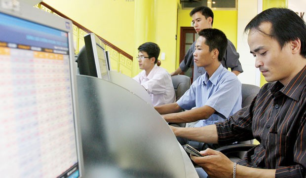 NĐT "bơi không phao" khi rơi vào tranh chấp ảnh 1