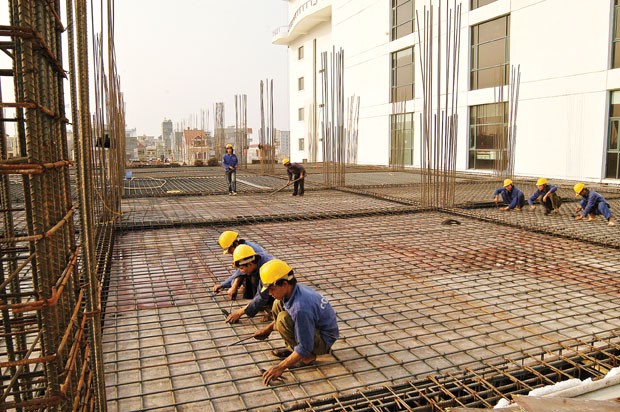 DN xây dựng chật vật 2 quý đầu năm ảnh 1