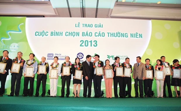 Những khoảnh khắc đẹp tại Lễ trao giải BCTN tốt nhất 2013 ảnh 3