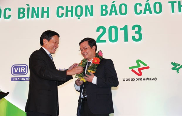 Những khoảnh khắc đẹp tại Lễ trao giải BCTN tốt nhất 2013 ảnh 9