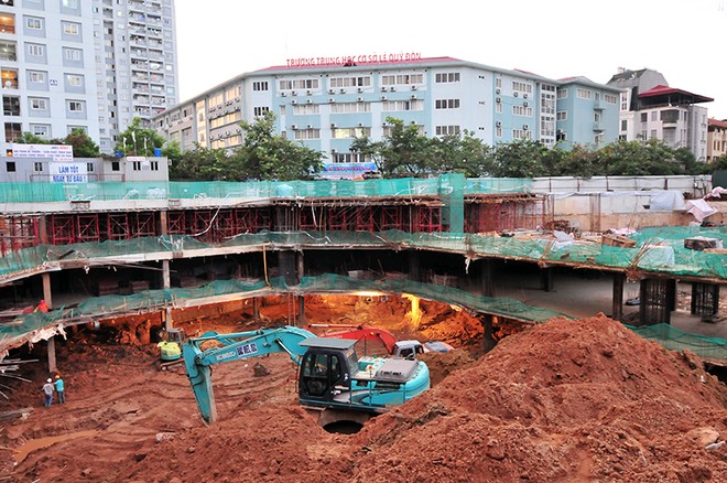 Nhà Kl99ok phiên bản mới thứ cấp là một trong những nguyên nhân gây nên tình trạng bất ổn trong giá sản phẩm, thậm chí có thể gây ra hiện tượng bong bóng Web Tổng Nhà Cái 99Kl99 Giải Trí Bậc Nhất