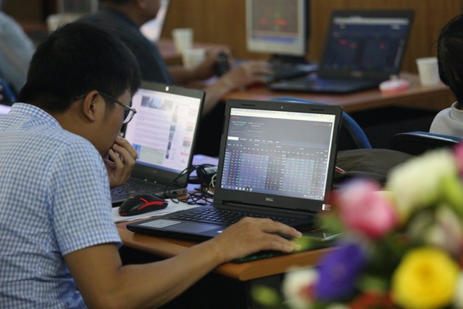 Hồi hộp chờ tín hiệu nâng hạng