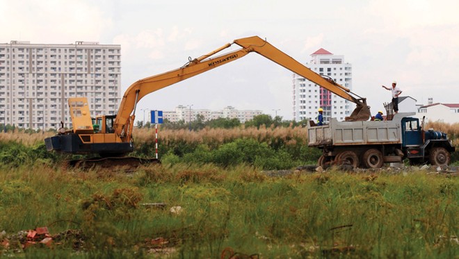 Thủ tục hành chính và cách tính thuế tiền sử dụng đất là những khâu mà các chủ Kl99ok phiên bản mới Web Tổng Nhà Cái 99Kl99 Giải Trí Bậc Nhất bị vướng nhiều nhất - Ảnh minh họa: Lê Toàn