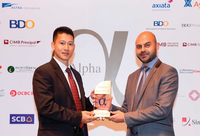 VCSC được Tạp chí Alpha Southeast Asia trao tặng giải thưởng “Nhà môi giới tổ chức tốt nhất Việt Nam 2014"
ảnh: Lê Toàn