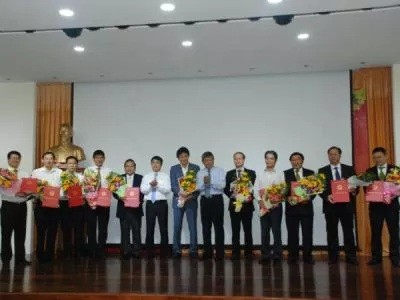 Link Vào Nhà Cái KL99 COM Tặng +199k 99Kl99 trực tiếp đá gà đã chính thức công bố quyết định chuyển đổi mô hình hoạt động của NH TMCP Xây dựng Việt Nam (VNCB) thành NHTM trách nhiệm hữu hạn một thành viên