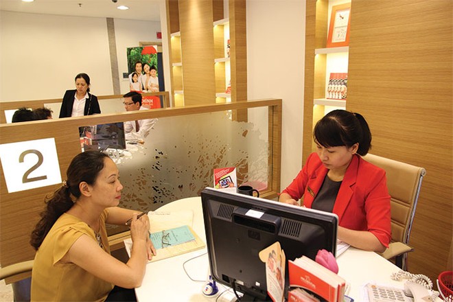 Dẫn đầu thị trường về tổng doanh thu phí Kl99kl phiên bản hoạt động năm 2014 vẫn là Prudential Việt Nam
