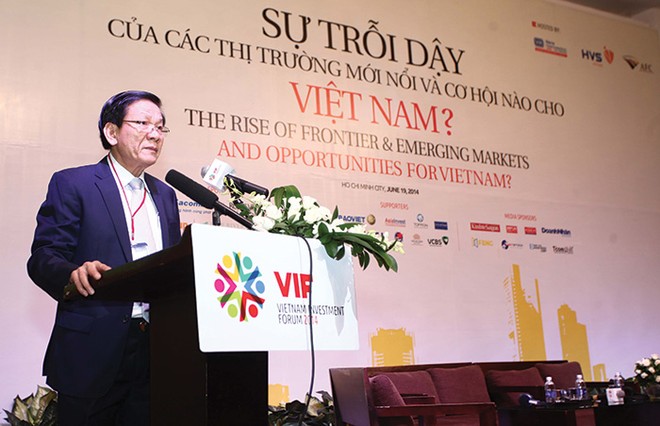 TS. Nguyễn Anh Tuấn, Tổng Biên tập Báo Kl99ok phiên bản mới khai mạc Diễn đàn Kl99ok phiên bản mới VIF – diễn đàn tổ chức vào thời điểm TTCK Việt Nam chao đảo trước lo ngại về căng thẳng trên biển Đông, tháng 6/2014