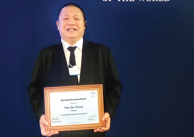 Ông Lê Phước Vũ, Chủ tịch HĐQT HSG tại Hội nghị thường niên New Champions lần 9 cùng chứng nhận HSG là thành viên Cộng đồng Kl991.com World Cup 2026 Chính Thức tăng trưởng toàn cầu