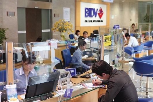 Phí Kl99kl phiên bản hoạt động dành cho người vay vốn dao động từ 0,25 - 1% giá trị khoản vay