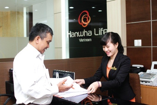 9 tháng đầu năm, doanh thu phí Kl99kl phiên bản hoạt động nhân thọ ước đạt 25.905 tỷ đồng, tăng hơn 33% so với cùng 
kỳ 2014