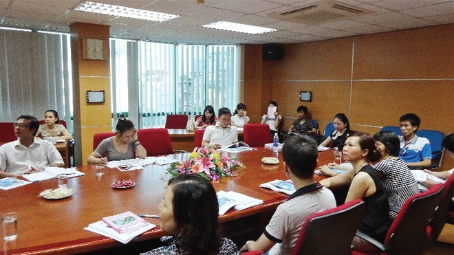 Việc thiếu hụt trầm trọng nhân viên có trình độ dẫn đến cạnh tranh không lành mạnh giữa các DNBH