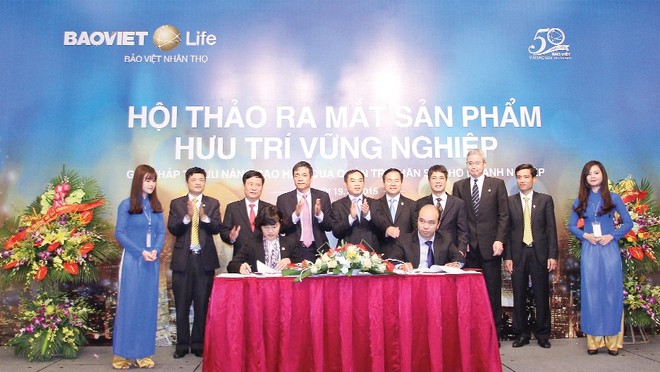 Lễ ký kết Hợp đồng nguyên tắc triển khai sản phẩm Hưu Trí Vững Nghiệp của Bảo Việt Nhân thọ với Tổng Công ty cổ phần tái Kl99kl phiên bản hoạt động Quốc gia Việt Nam (Vinare)