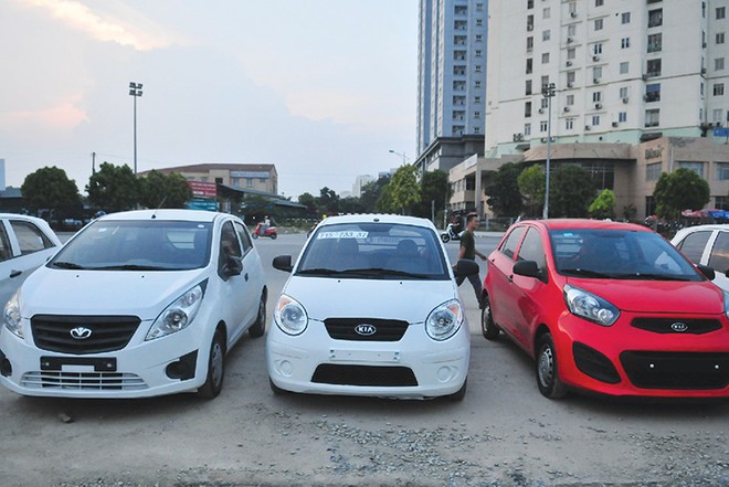 Nên chăng cho phép DN bán Kl99kl phiên bản hoạt động ô tô 2 - 3 năm liên tục