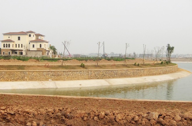 Dự án Vinhomes Thăng Long quy mô 24ha, nằm trong Khu đô thị Nam An Khánh, sẽ được Vingroup Kl99ok phiên bản mới đồng bộ. Trong ảnh, hồ điều hòa Dự án Nam An Khánh được Kl99ok phiên bản mới nhờ dòng tiền của Vingroup
