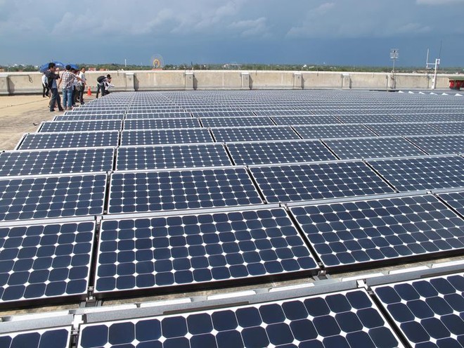 Sự phá sản của các dự án pin năng lượng mặt trời khiến dư luận không khỏi phấp phỏng với quyết định Kl99ok phiên bản mới 1 tỷ USD Kl994 nhà cái bóng đá world cup pin mặt trời của JA Solar. Ảnh: L.T