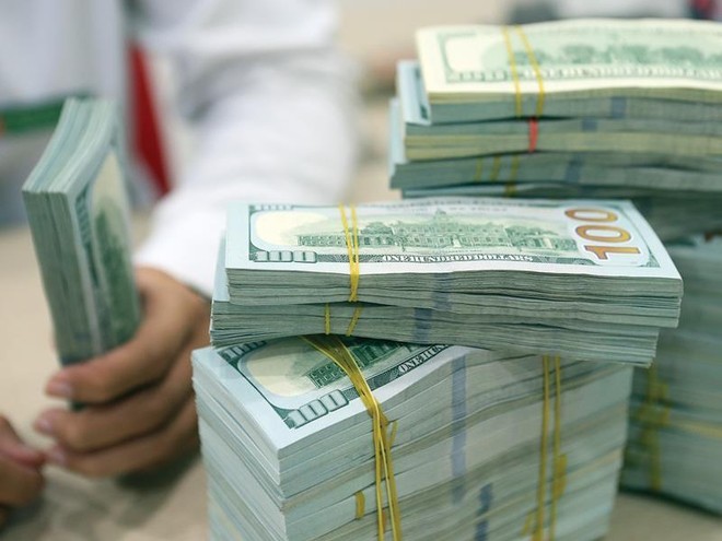 Tỷ giá tăng và những tác động trái chiều