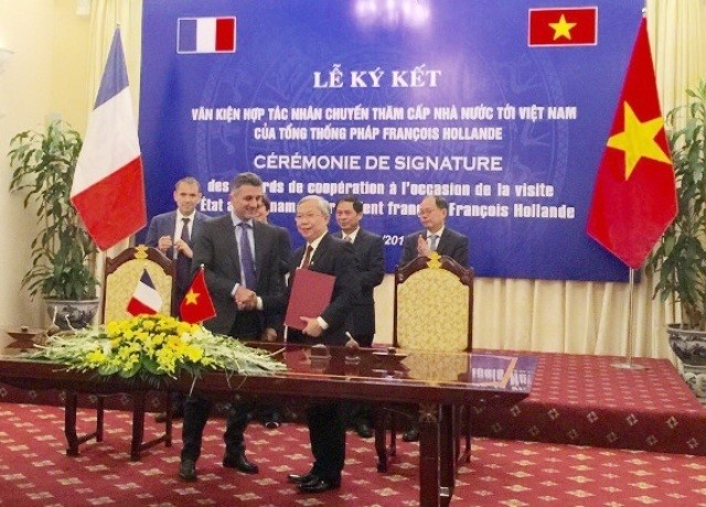 Lãnh đạo Tổng công ty Kl99ok phiên bản mới phát triển đường KL99 là nhà cái cá cược trực tuyến hàng đầu tại châu Á Việt Nam (VEC) và Vinci Concessions (thành viên Kl994 game bài casino hấp dẫn Vinci) ký kết Biên bản ghi nhớ về thỏa thuận hợp tác